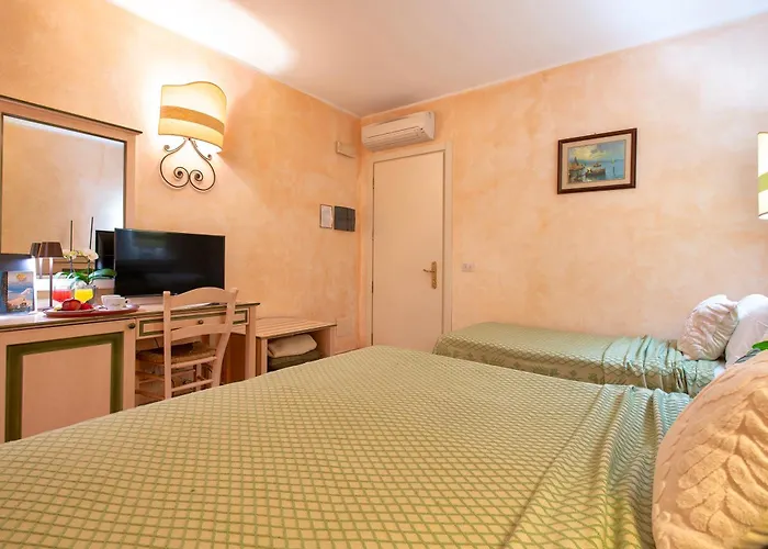 Отель Hotel Fertilia Фертилия