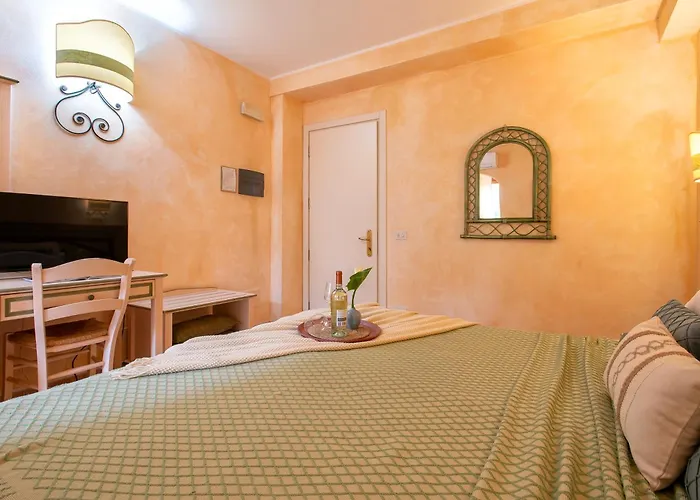 Отель Hotel Fertilia Фертилия