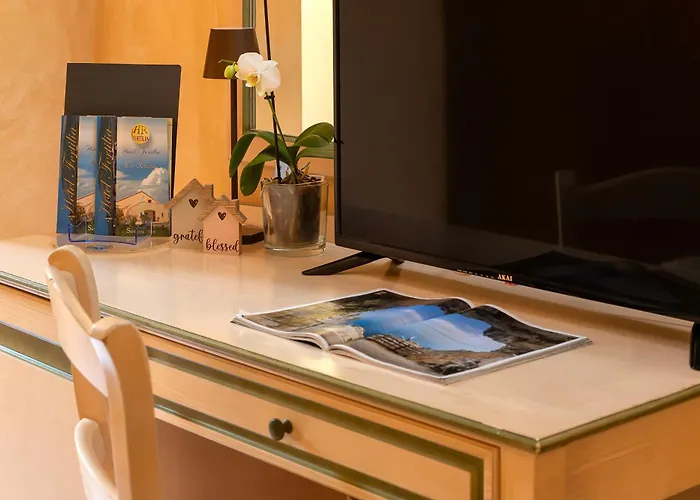 Отель Hotel Fertilia 3*