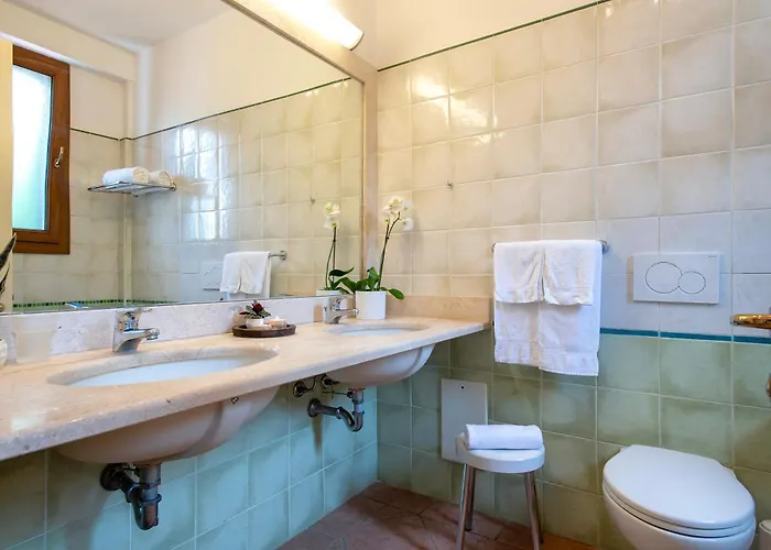 Отель Hotel Fertilia Фертилия